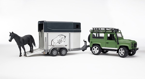 bruder land rover defender with horse trailer