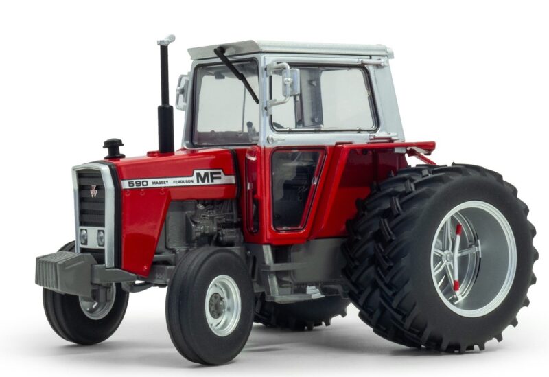 UNIVERSAL HOBBIES MASSEY FERGUSON 590 2WD TRACTOR WITH REAR DUALS 1:32 SCALE