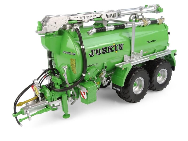 UNIVERSAL HOBBIES JOSKIN VOLUMRTRA 20000D TANKER (GREEN) 1:32 SCALE