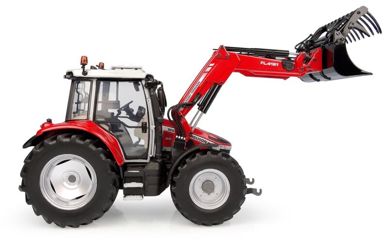 UNIVERSAL HOBBIES MASSEY FERGUSON 5S.135 WITH LOADER 1:32 SCALE - Image 3