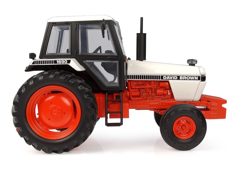 UNIVERSAL HOBBIES DAVID BROWN 1690 2WD TRACTOR 1:32 SCALE - Image 4