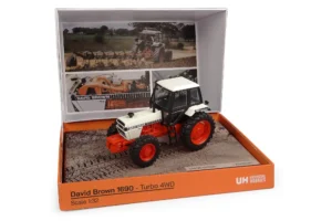 UNIVERSAL HOBBIES DAVID BROWN 1690 TURBO 4WD TRACTOR LTD EDITION 1:32 SCALE