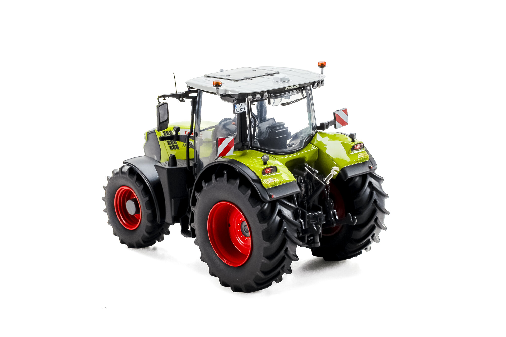 UNIVERSAL HOBBIES CLAAS ARION 6.190 TRACTOR 1:32 SCALE - Image 3